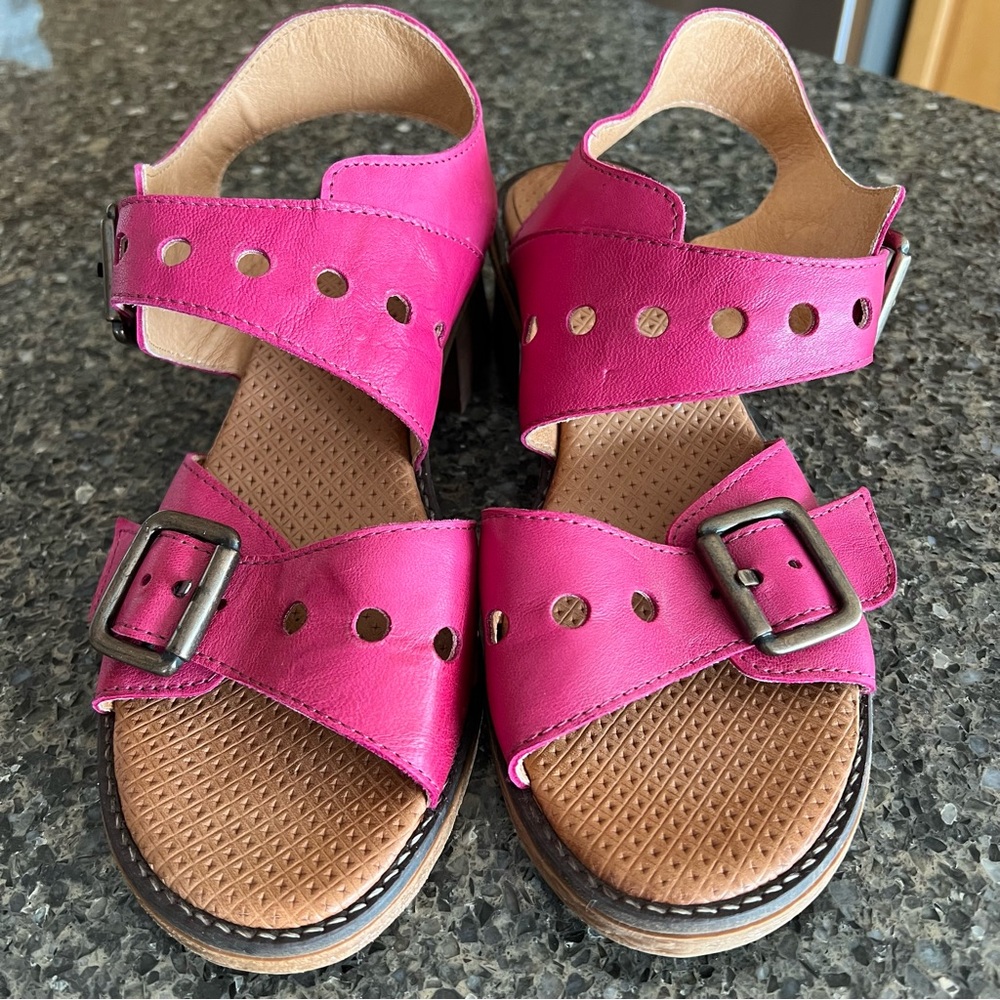 Casta Hot Pink Women's Sandals
